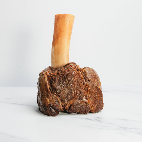 Beef Hammer, halal, sous-vide – beeindruckender Rindfleisch-Cut mit Knochen, butterzart gegart